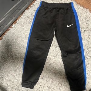 Kids nike pants